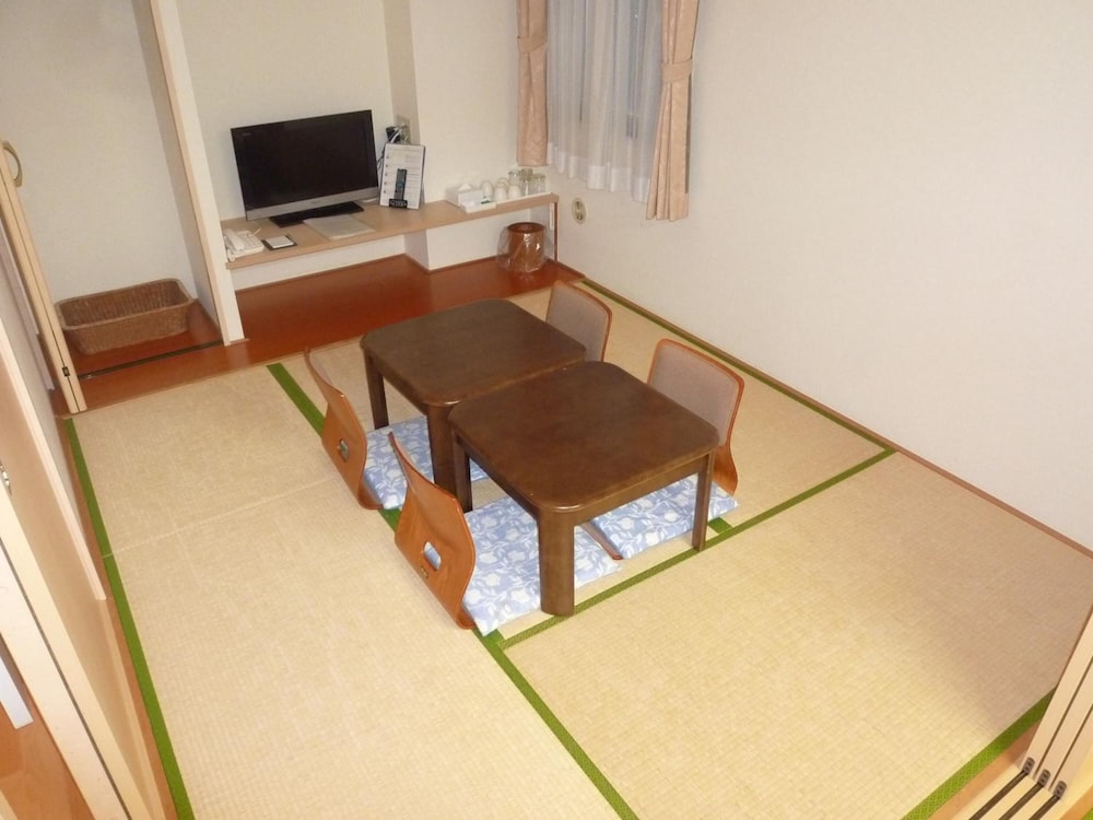 Smile Hotel Nishiakashi 32/36