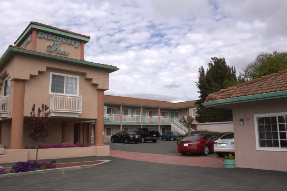 Discovery Inn 26/34