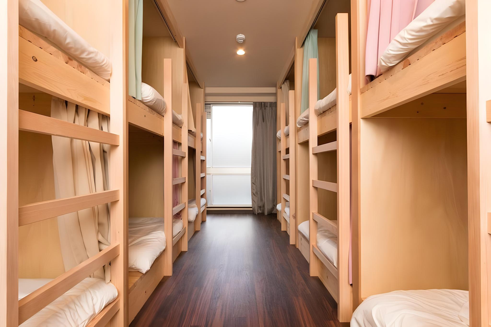 FEMALE DORM, FEMALE ONLY