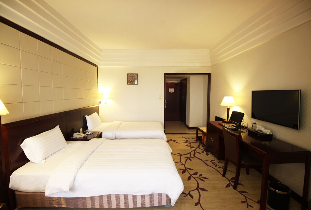 Guangzhou Hotel 12/50