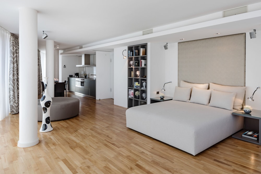 The Mandala Hotel Berlin 20/77