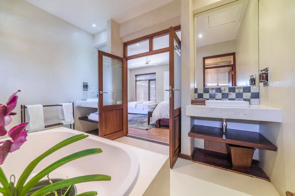 Casterbridge Hollow Boutique Hotel 16/52