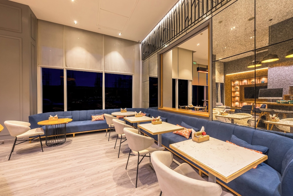 Holiday Inn Express Gurgaon Sector 50 43/49