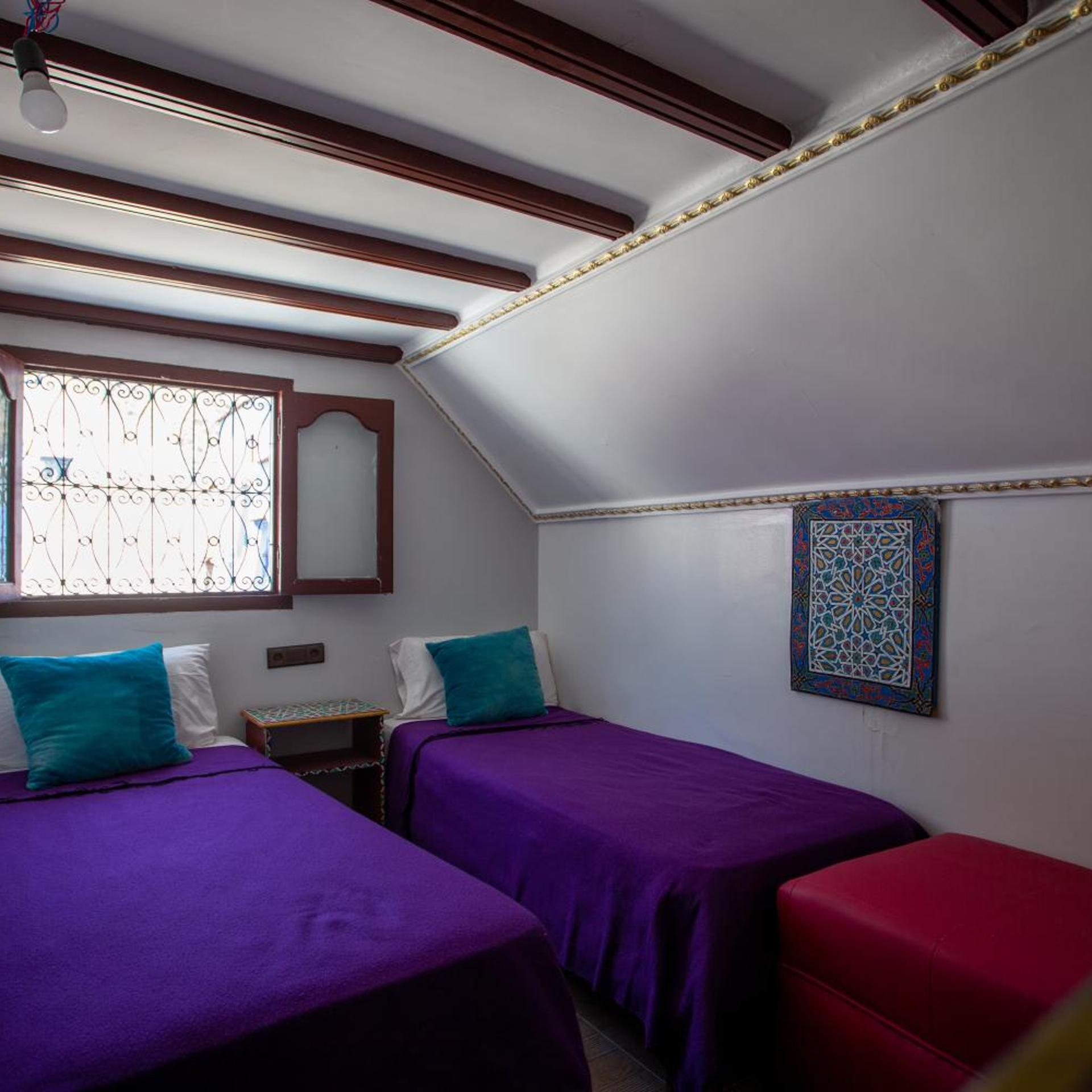 Standard, Twin Beds