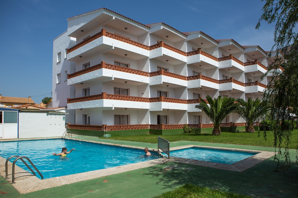 Rvhotels Apartamentos el Quijote 5/45