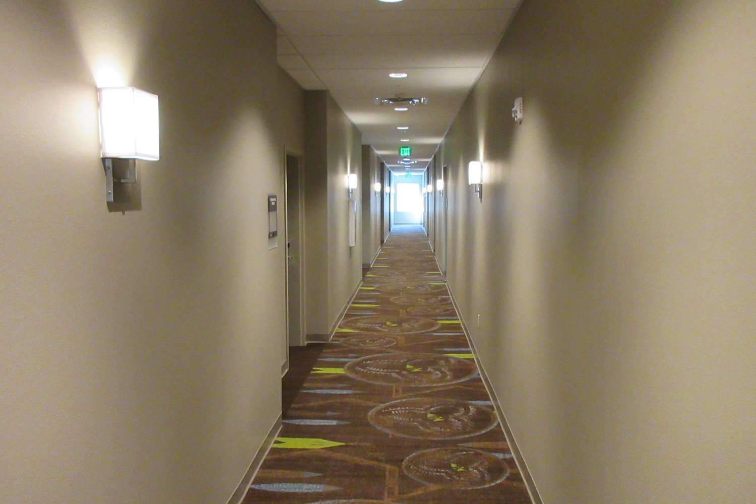 Sleep Inn & Suites Chiloquin-Crater Lake Junction 12/32