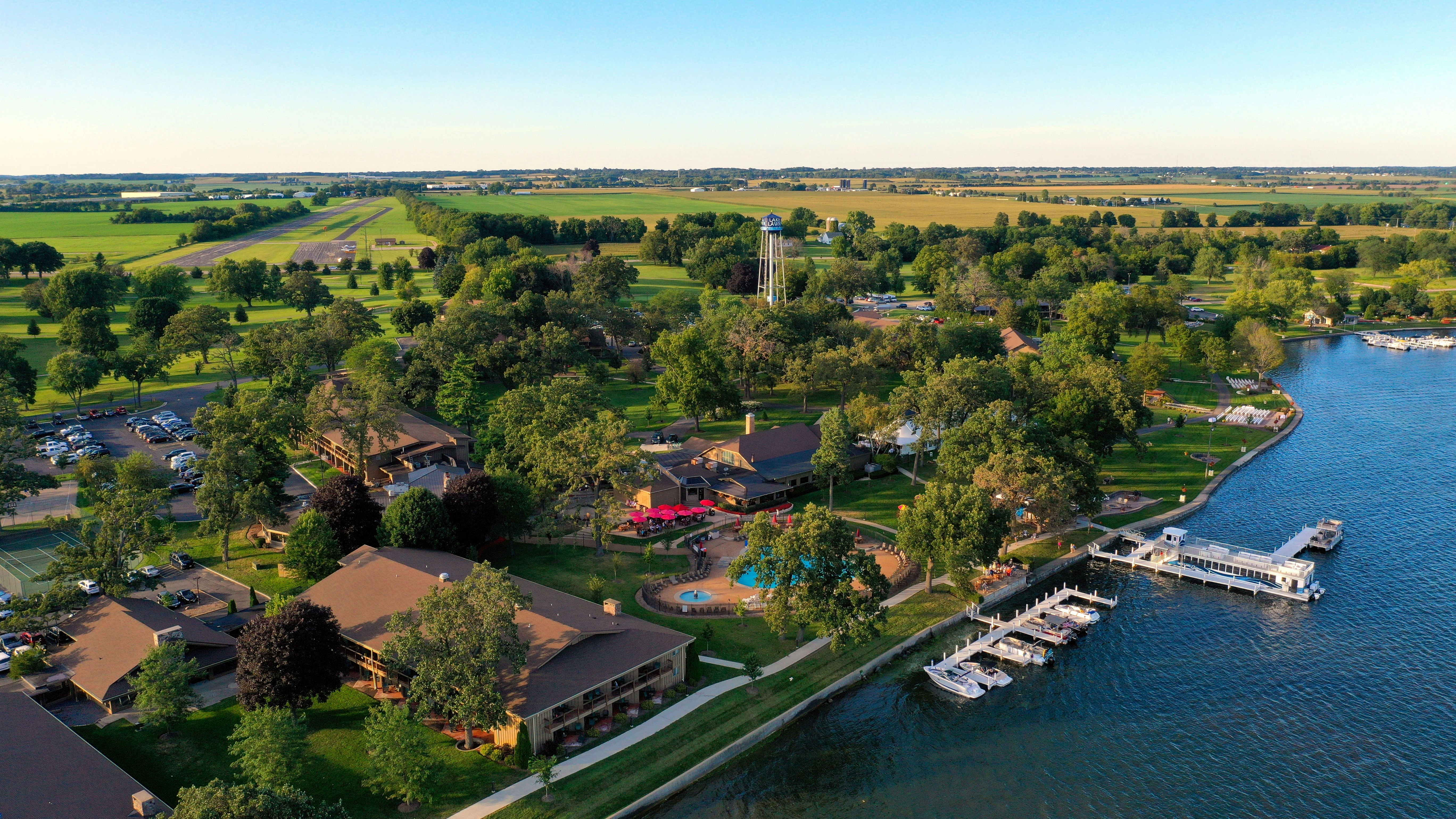 Lake Lawn Resort 34/41
