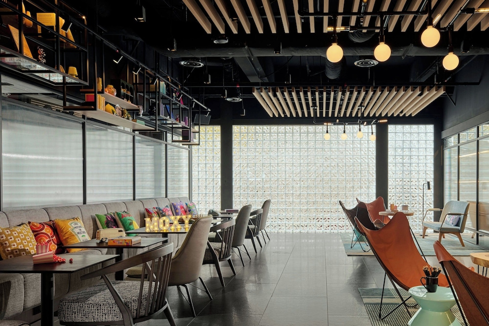 Moxy Kuala Lumpur Chinatown 42/43