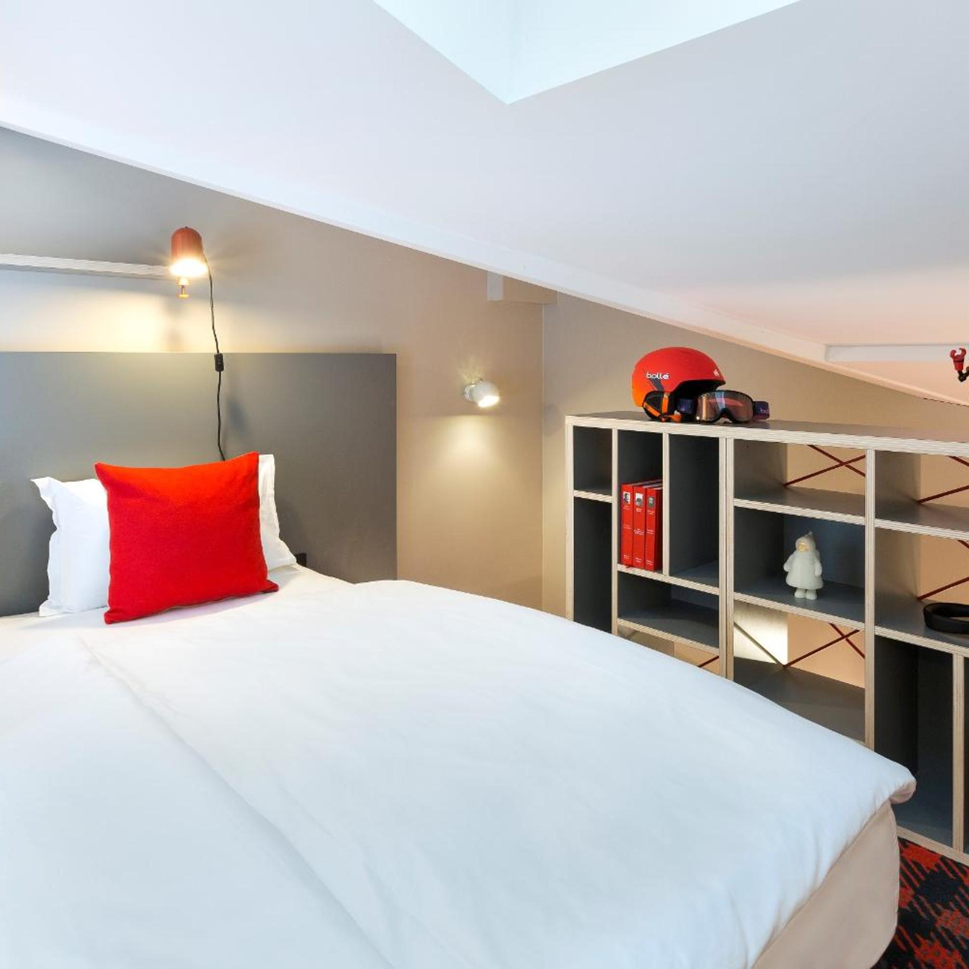 Mezzanine, Double or Twin Bed