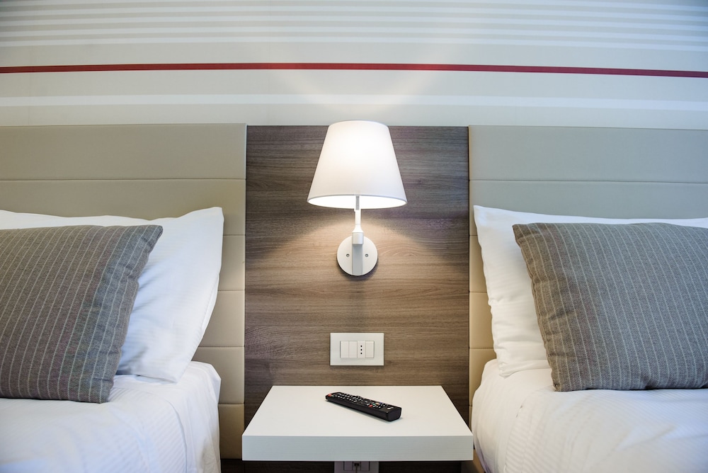 ENJOY GARDA HOTEL 13/69