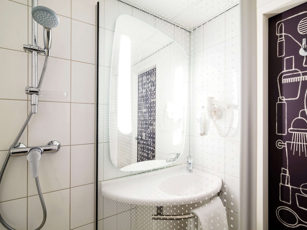 ibis Schiphol Amsterdam Airport 68/68