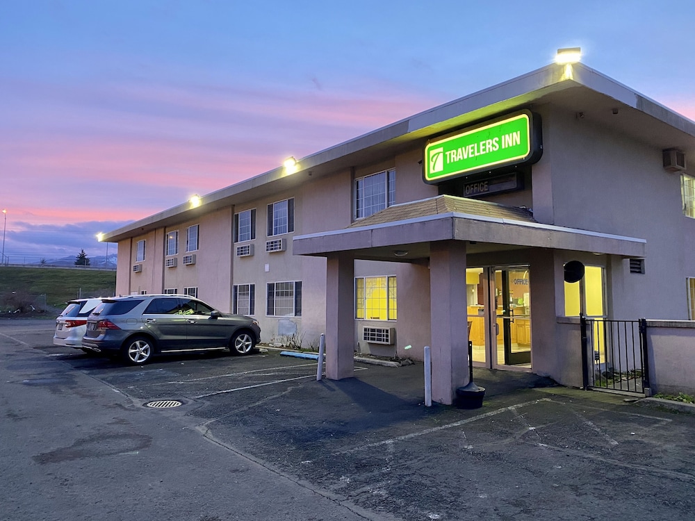Travelers Inn Medford 55/58