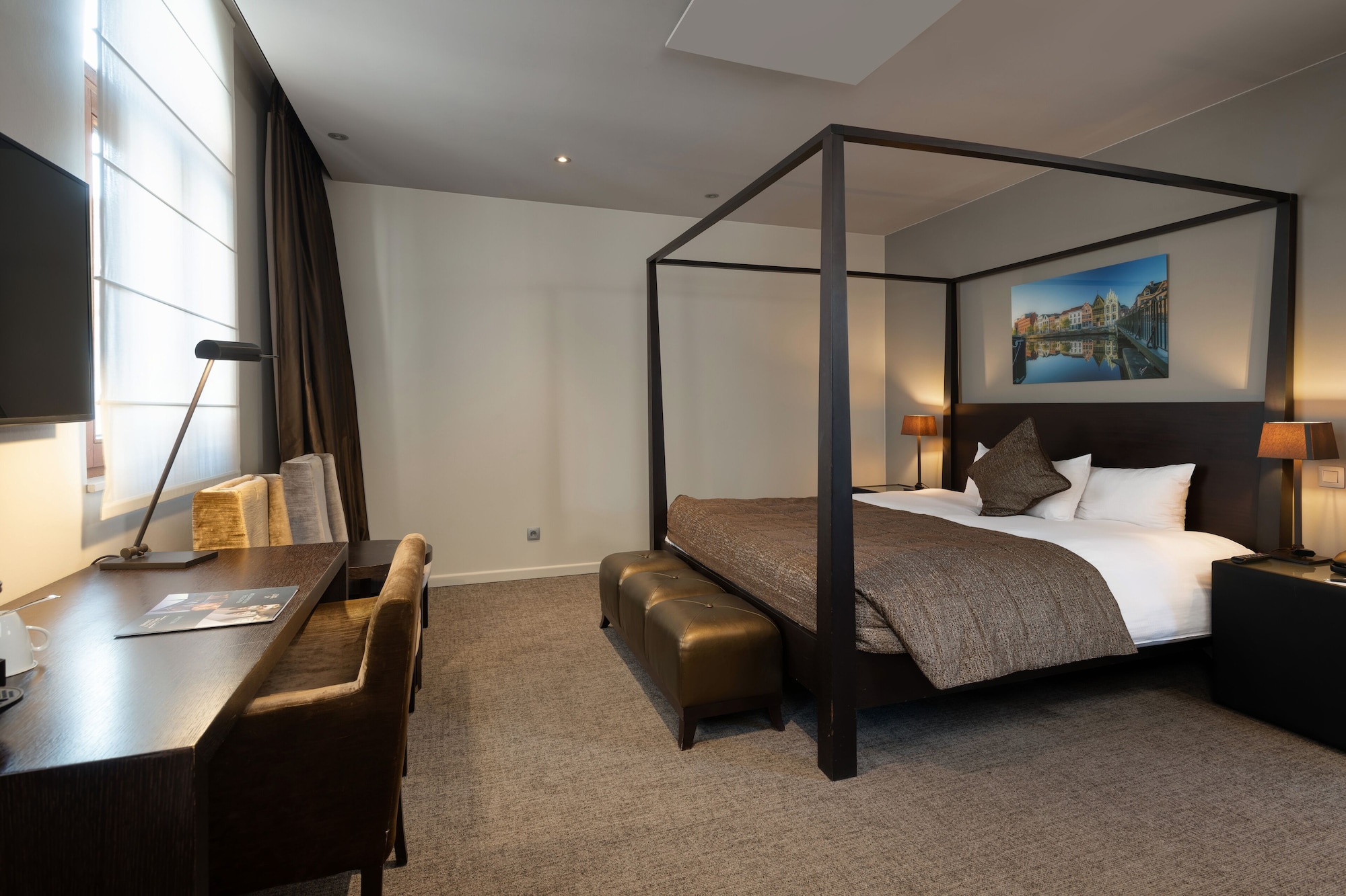rooms