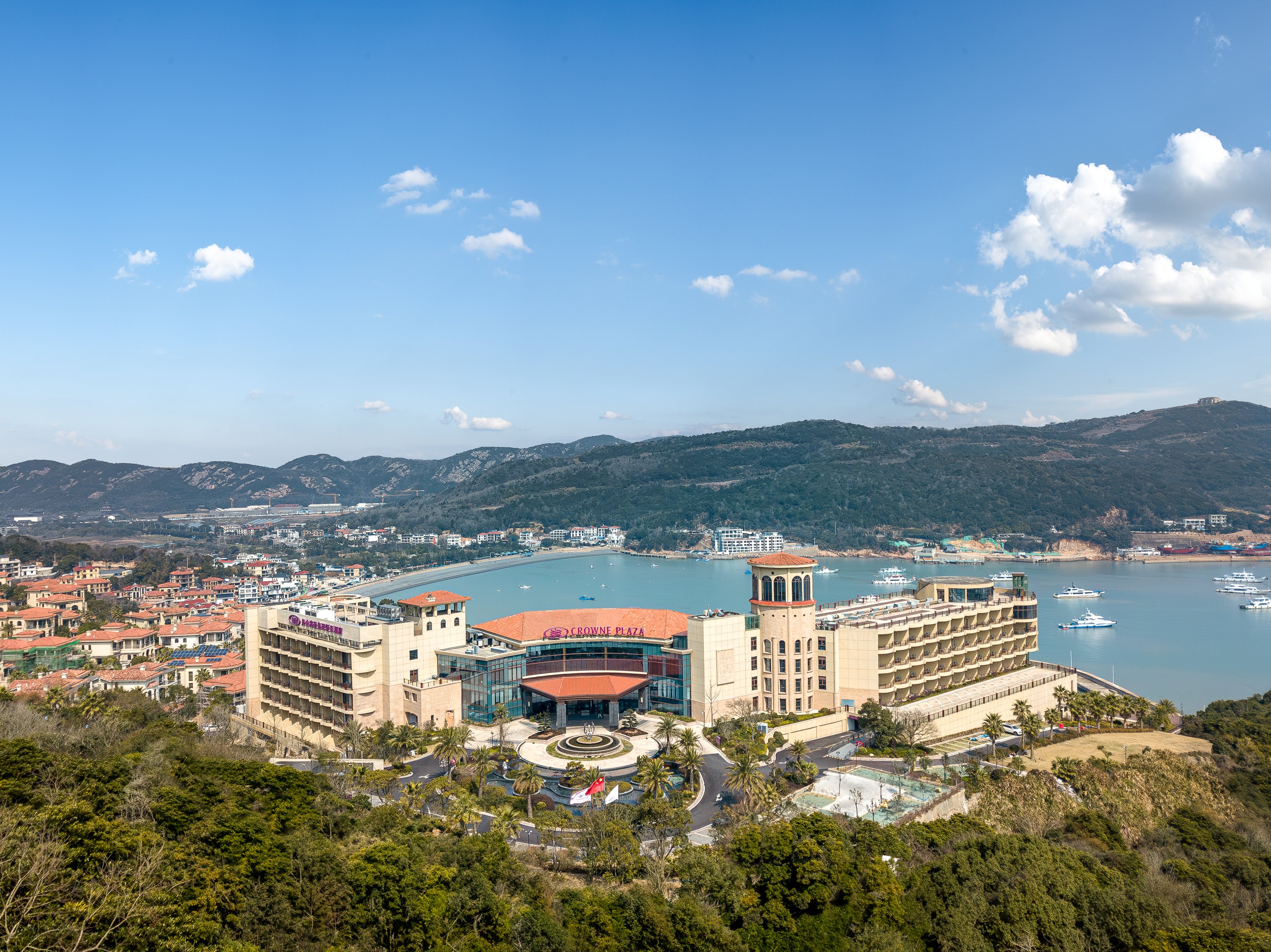 Crowne Plaza Zhoushan Seaview 47/51