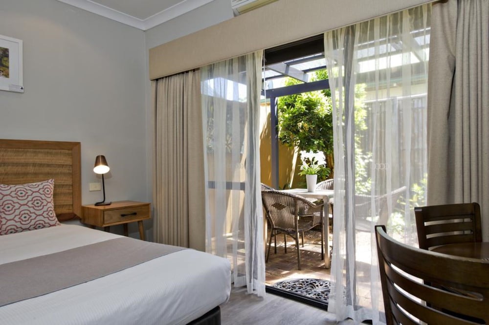 Vintages Accommodation 17/66