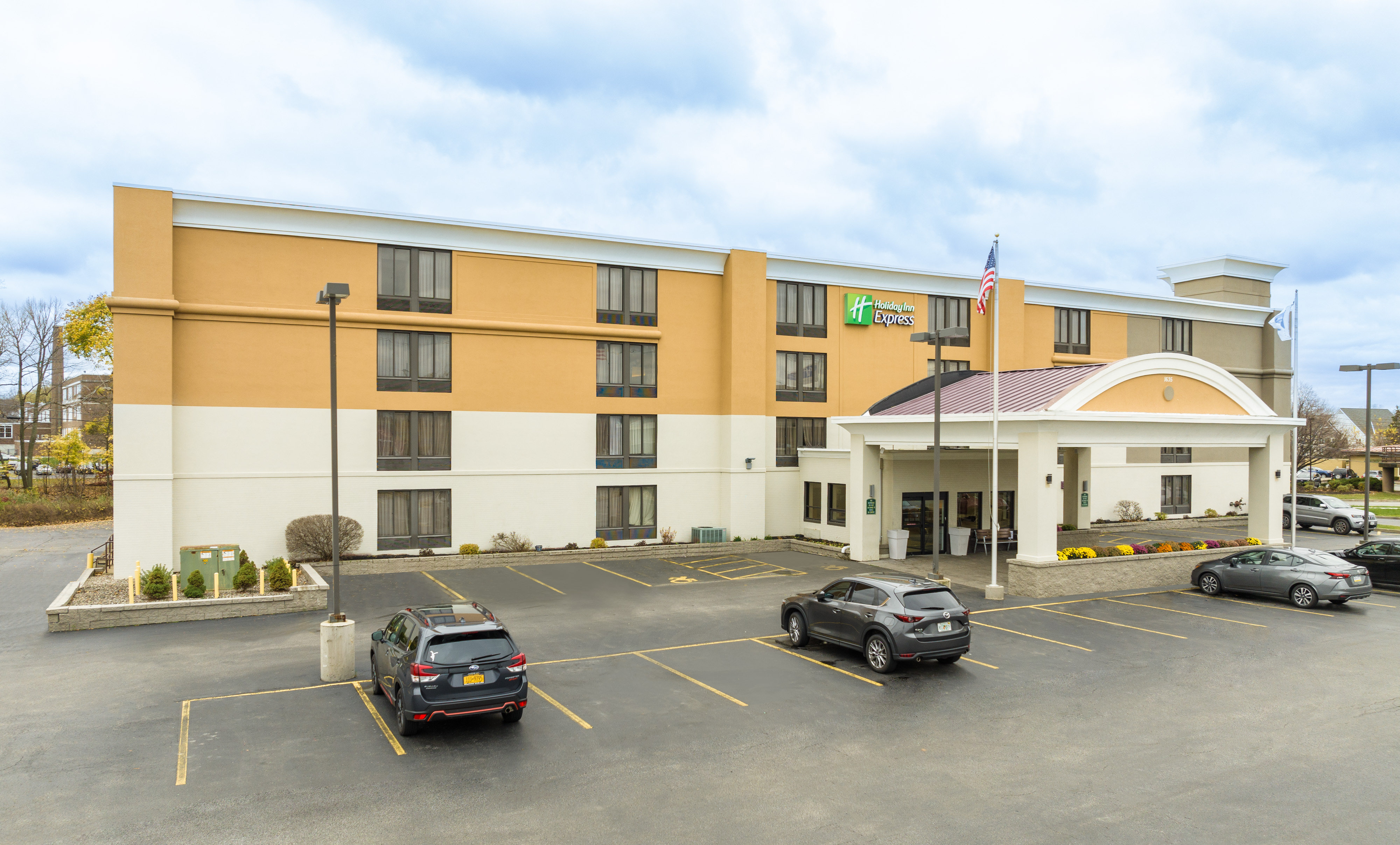 HOLIDAY INN EXPRESS ROCHESTER - GREECE 26/28