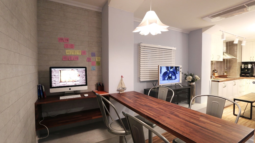Blueboat Hostel Myeongdong 35/40
