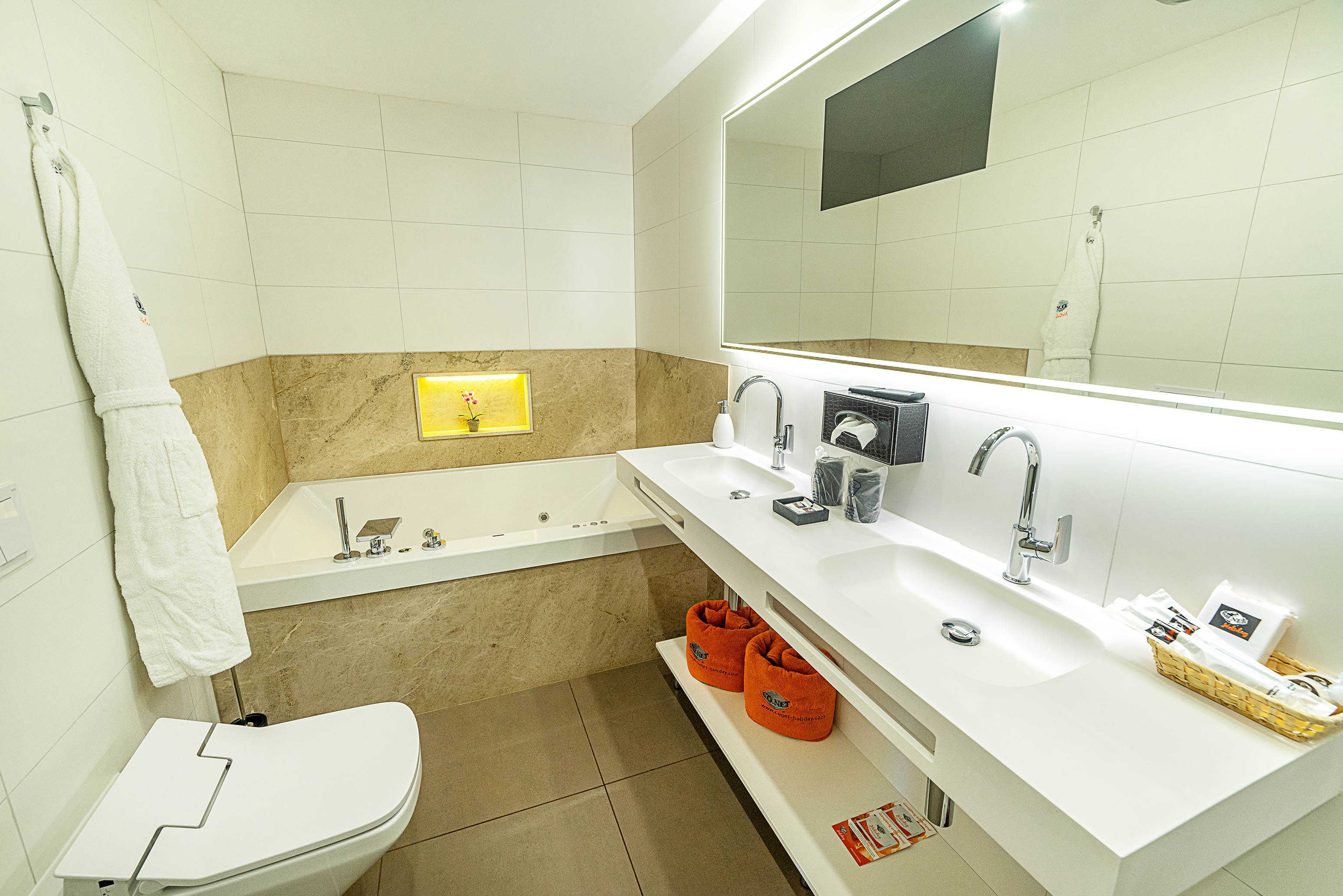 Hotel Paradise Residencial 49/50
