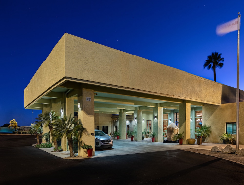 Ramada by Wyndham Tucson 4/63