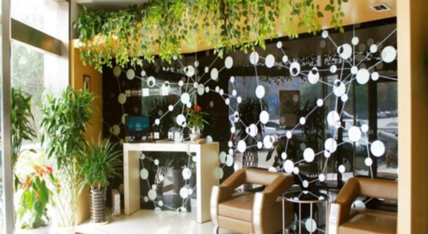Jinjiang Inn (Xi'an Exhibition Center Zhangba East Road) 53/55
