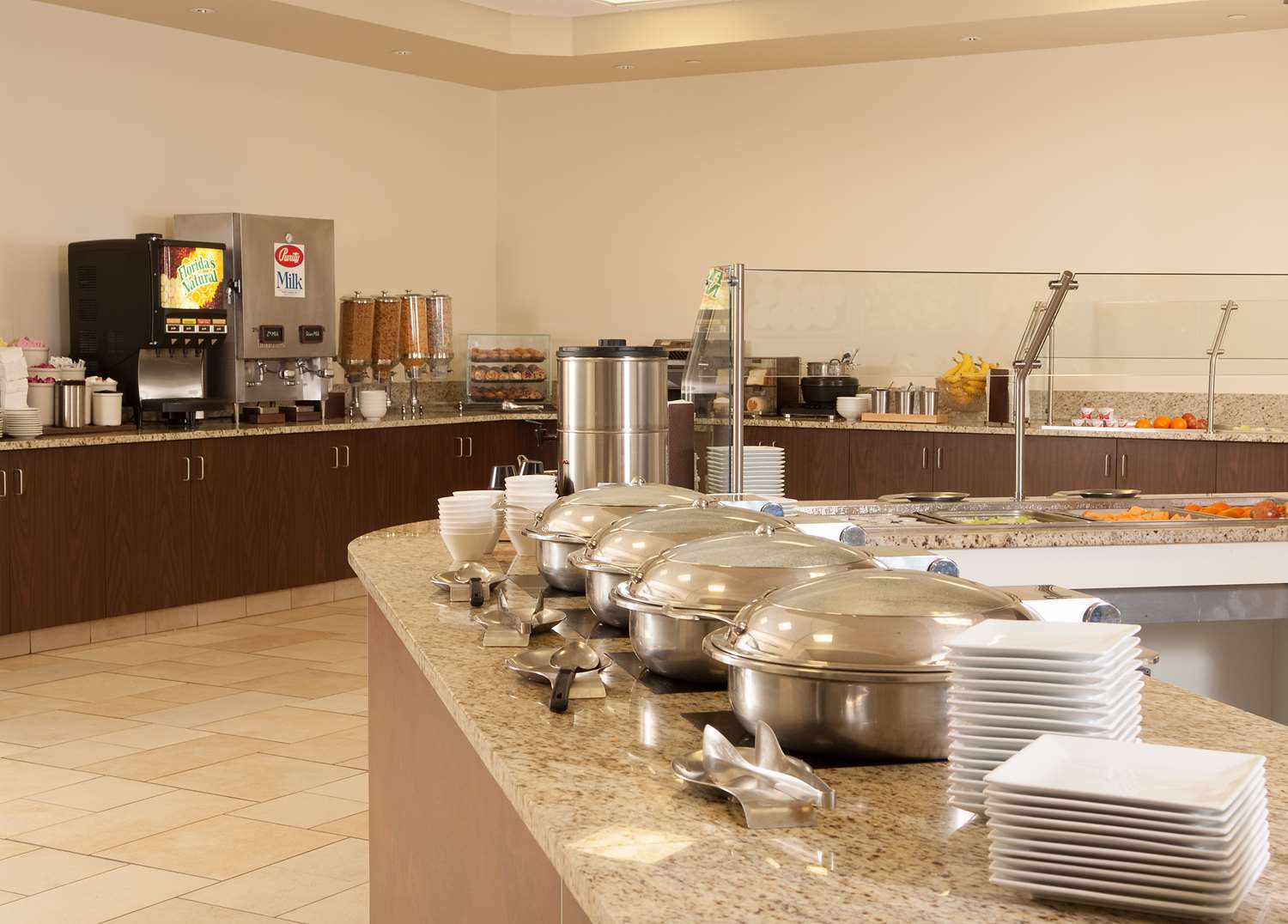 restaurant cafeteria