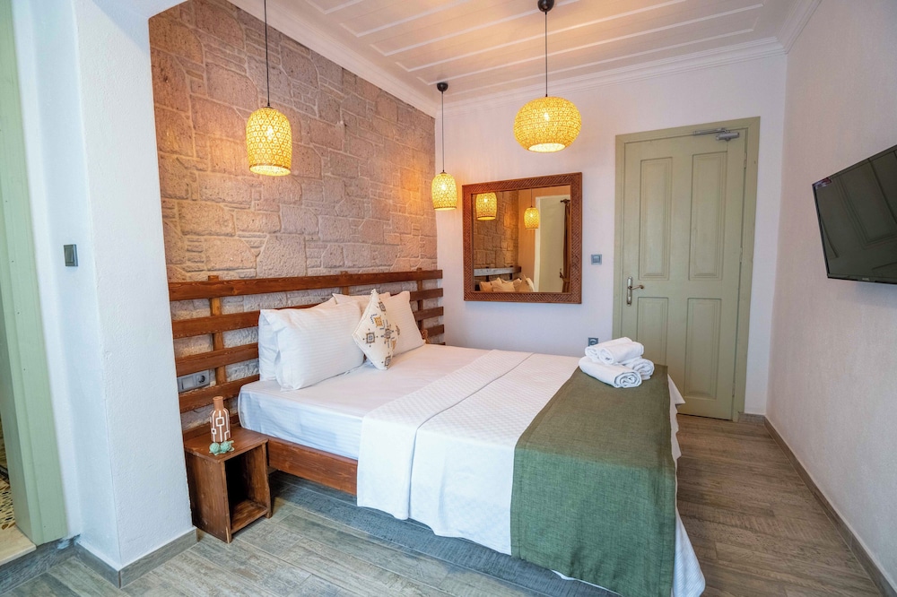 Cunda Tas Otel by Taze 9/50