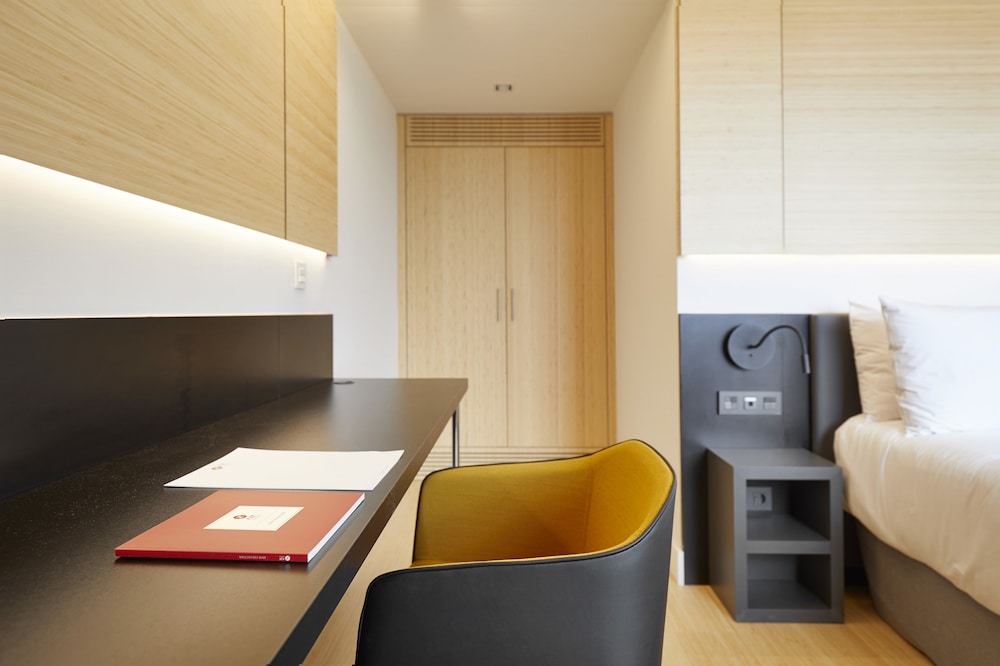 Dorma Plaza Catalunya 42/68