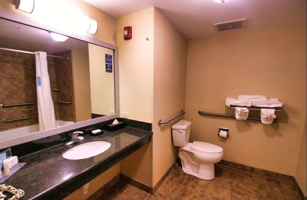 Hampton Inn & Suites Jacksonville - Beach Boulevard/Mayo Clinic Area 37/54