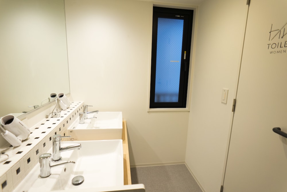 Imano Tokyo Ginza Hostel 28/30