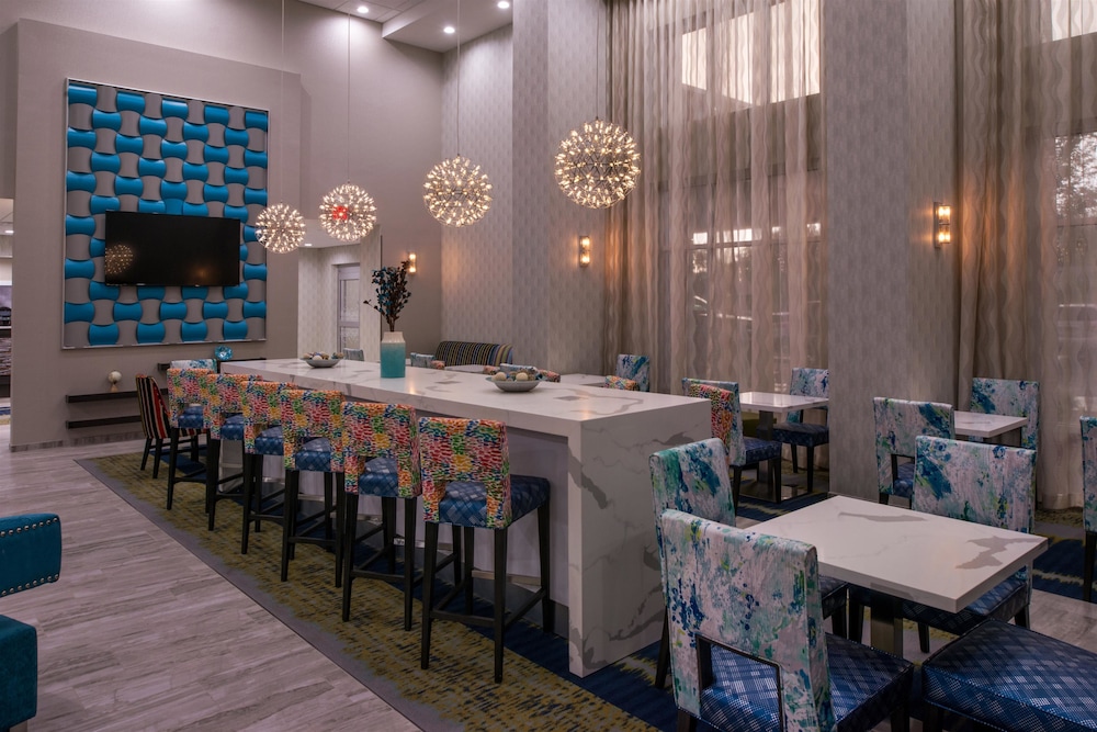 Hampton Inn Suites Atlanta Marietta Ga 38/52