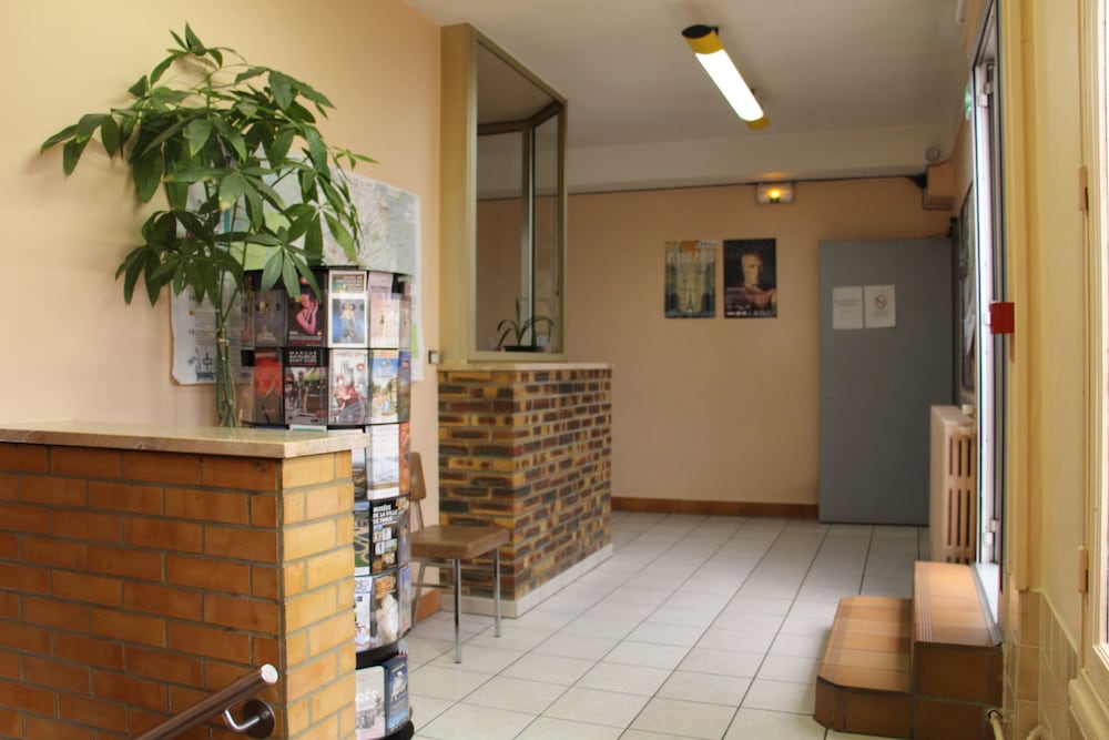 Hotel de la Comete 11/100