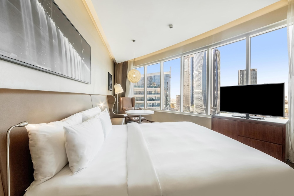 Radisson Blu Dubai Canal View 20/75