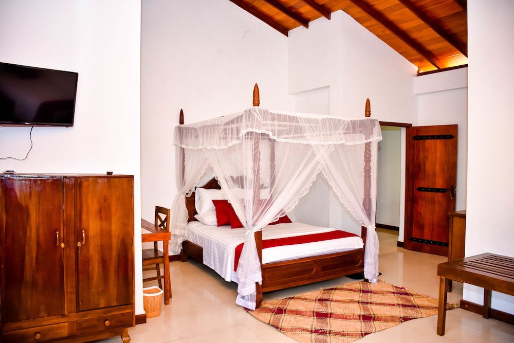 Sri Kandyan Bungalow 14/42