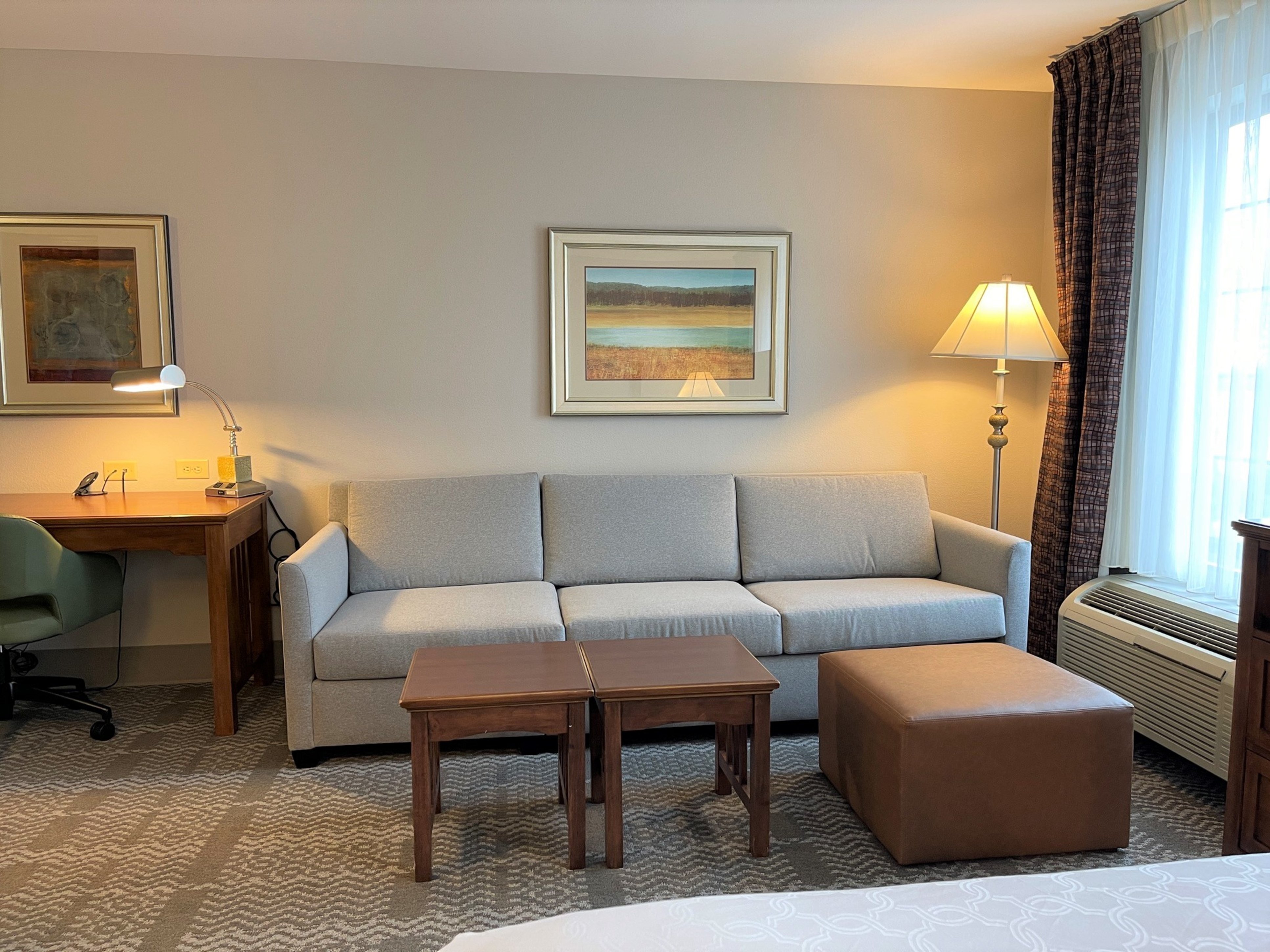 Staybridge Suites Milwaukee West-Oconomowoc 48/73