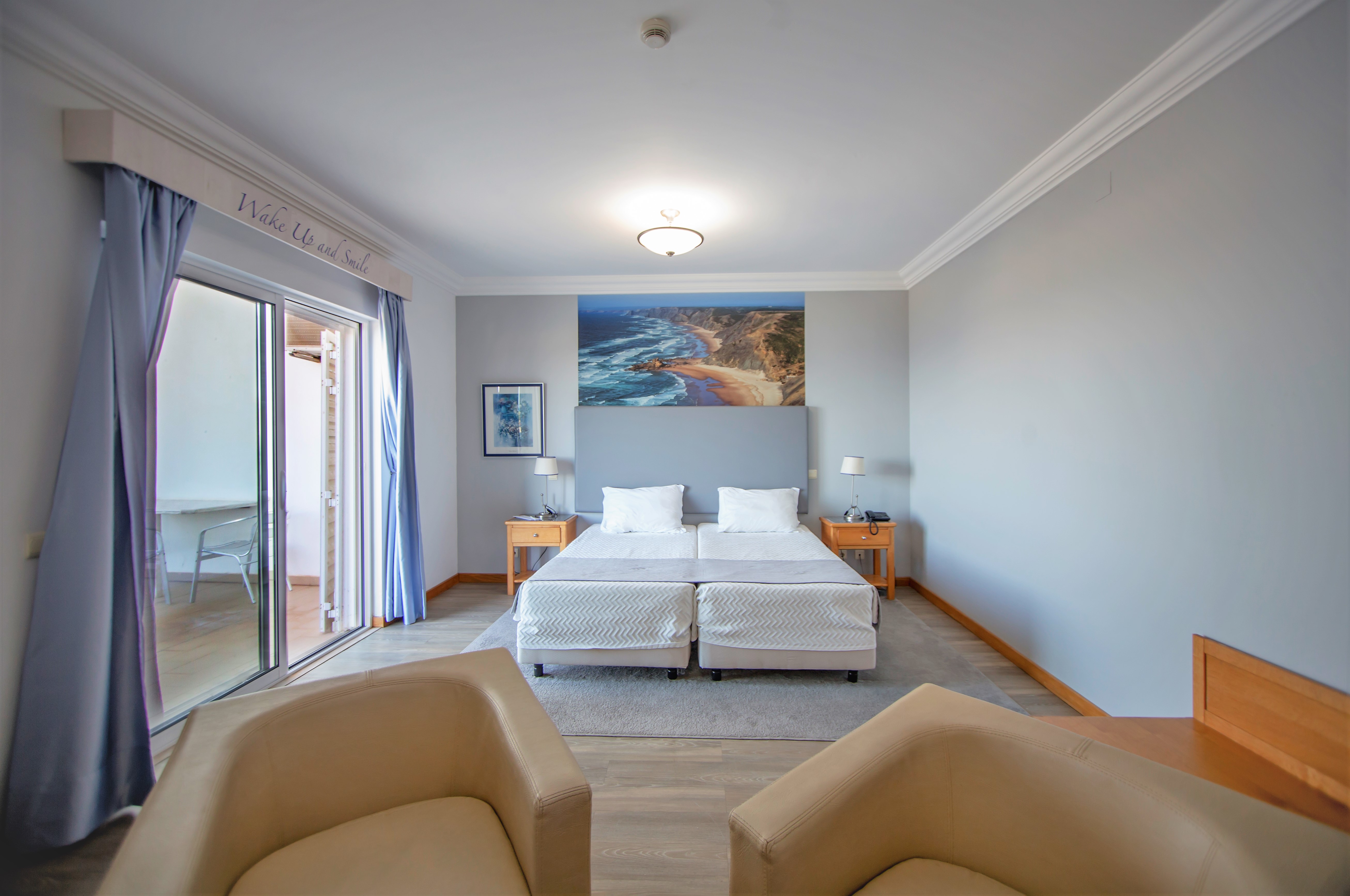 Room, Triple, Partial Ocean View