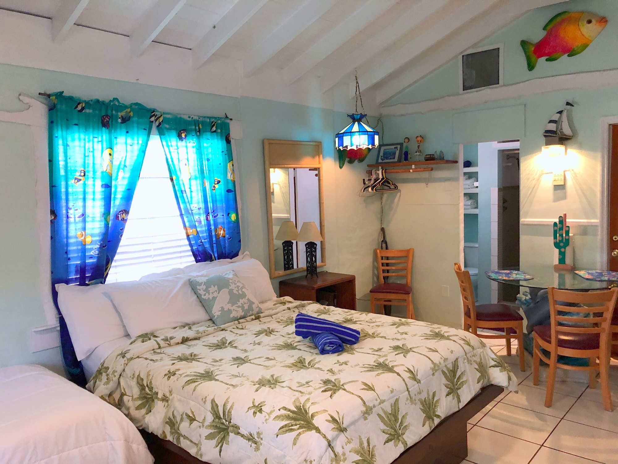 Economy, Cottage, Queen and Twin Beds, Beach Side, Kitchenette