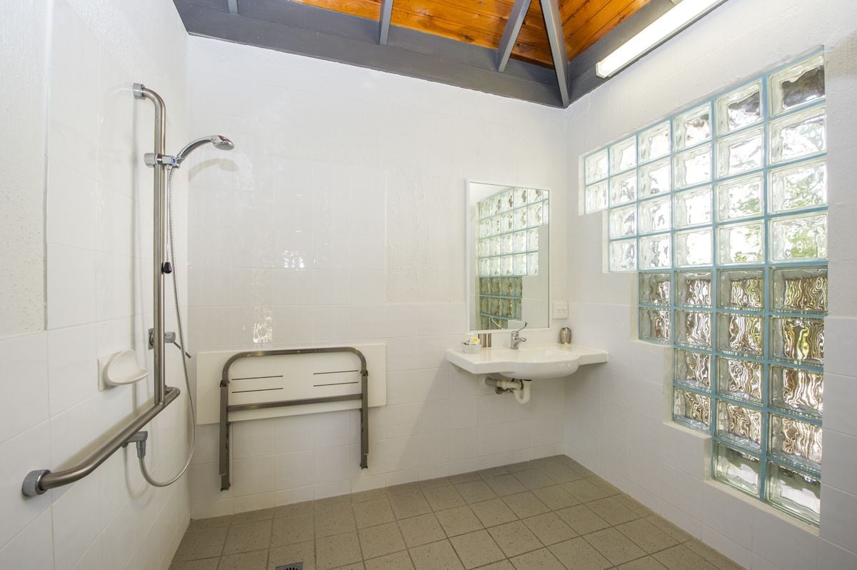 Bure, Twin Beds, 1 Queen and 1 Single Bed, Accessible