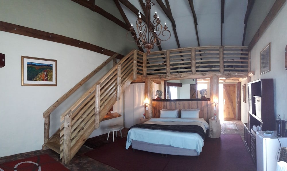 T'niqua Stable Inn 5/50