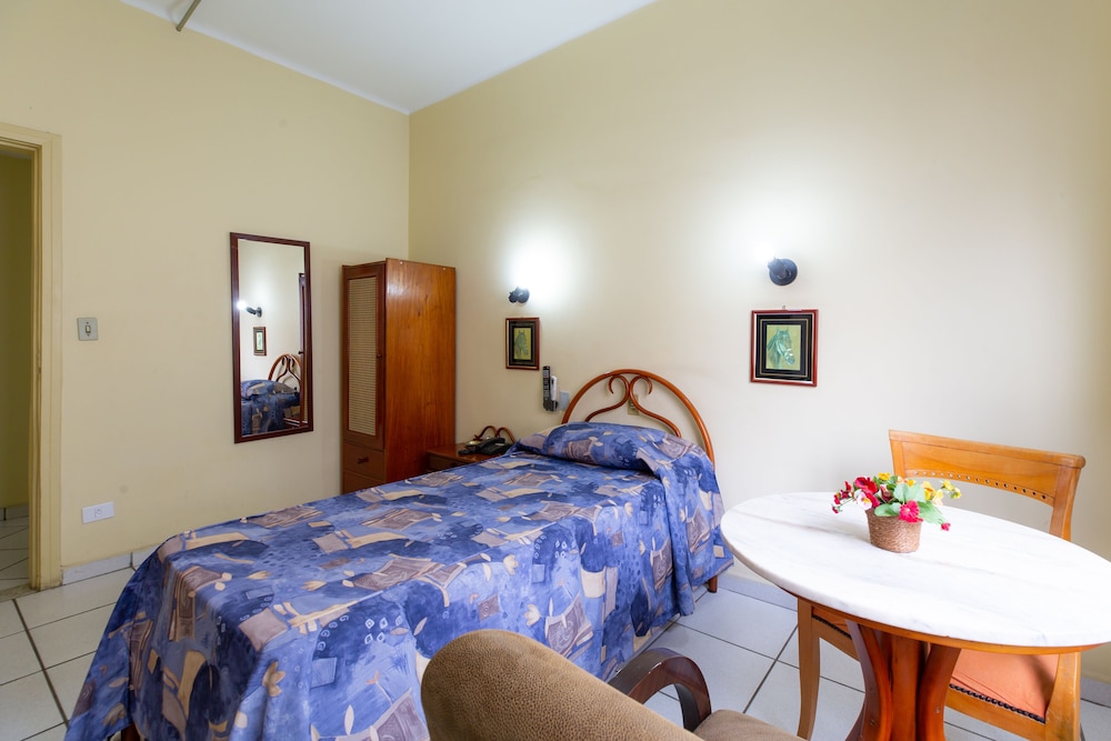Daher Center Hotel 34/59