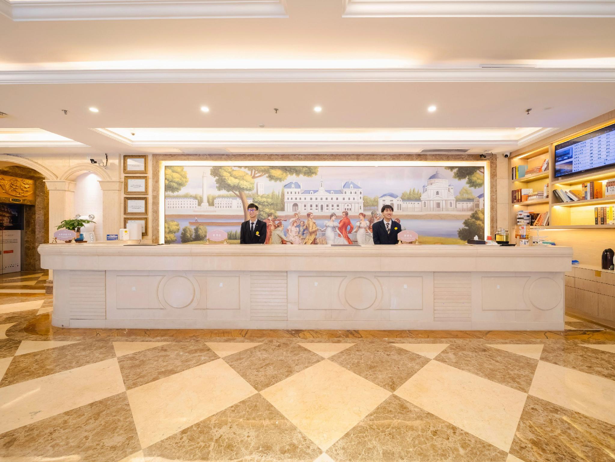 Vienna Hotel Huizhou Zhongkai Avenue 14/48