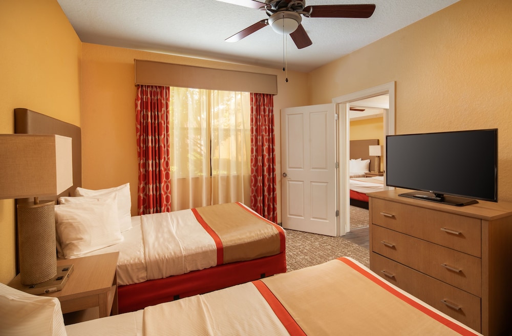 Floridays Orlando Resort 48/73
