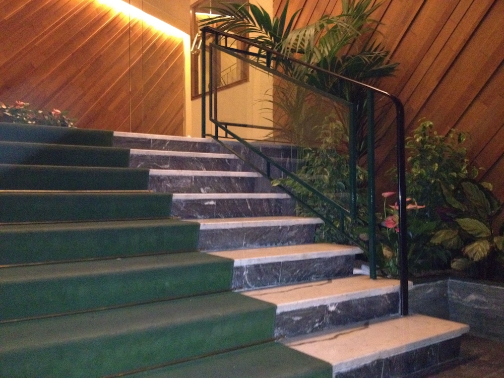 B&B リビング 写真5