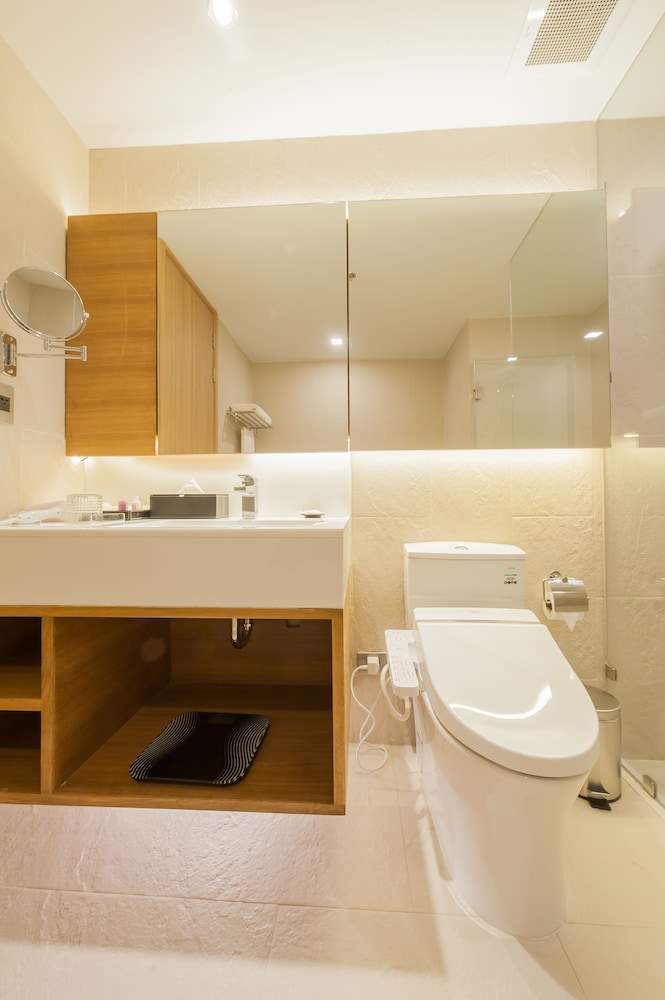 Arize Hotel Sri Racha 47/50