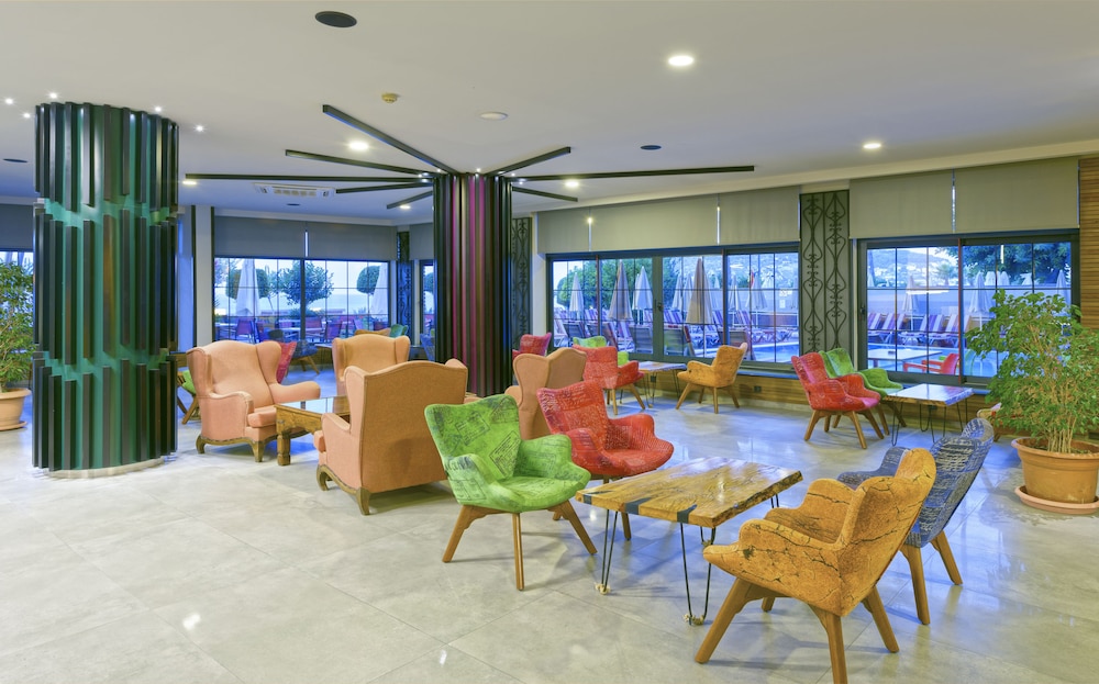 Monart City Hotel All Inclusive 47/62