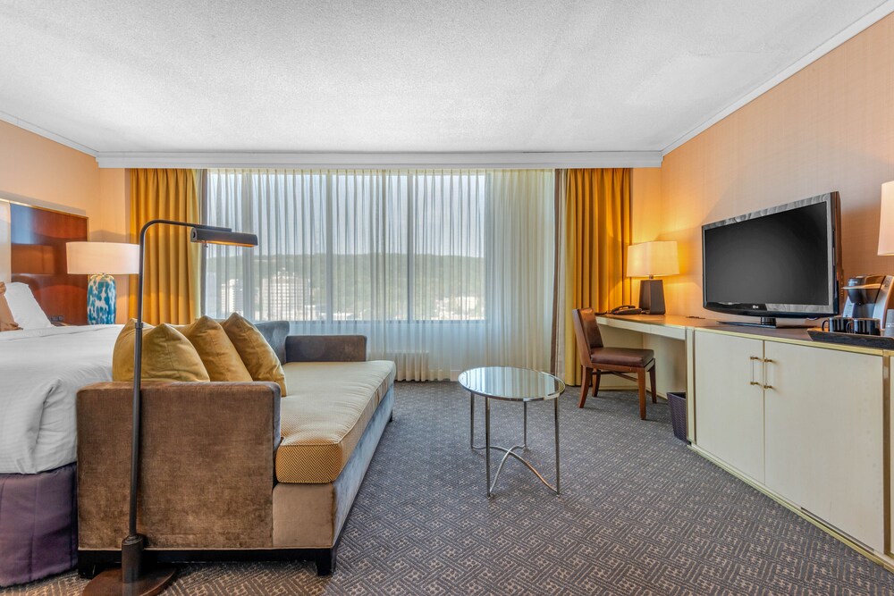 Omni Mont Royal Hotel 33/55