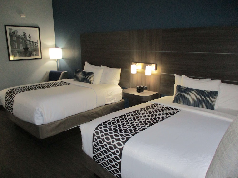 Best Western Plus Champaign/Urbana Inn 13/33