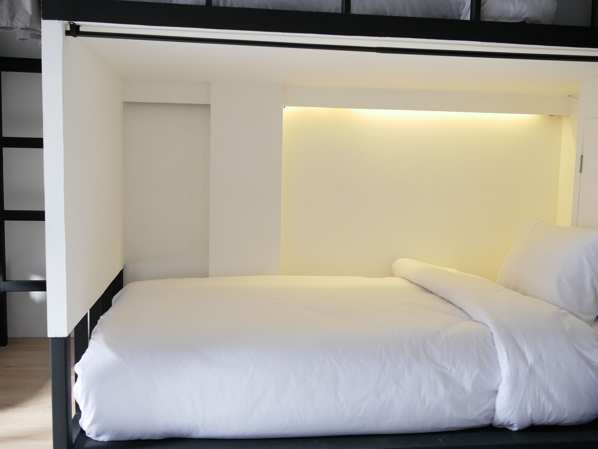 MIXED DORM