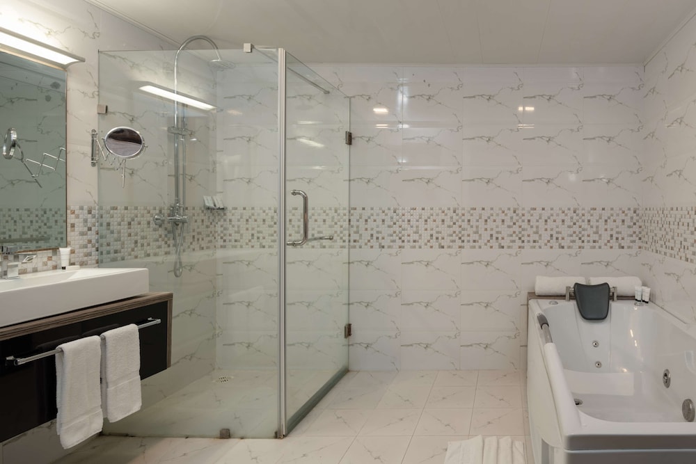 Golden Tulip Dar City Center 75/77