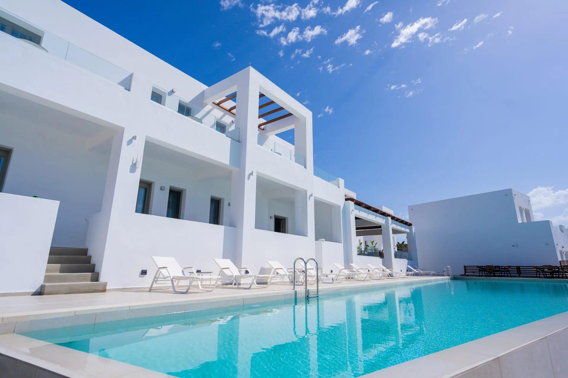 DELUXE, SEA VIEW, PRIVATE POOL