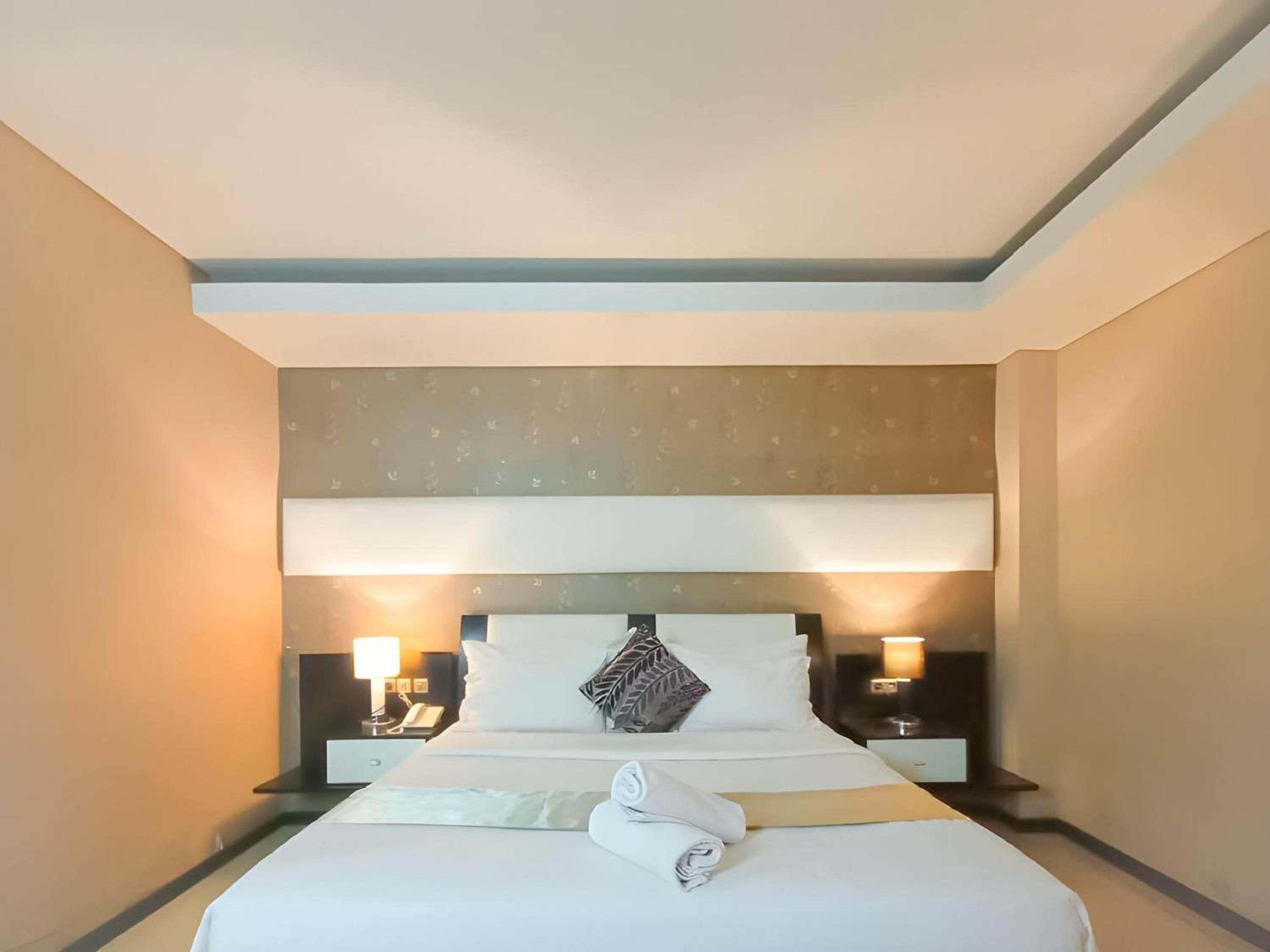 Townhouse Oak Princess Keisha 14/50